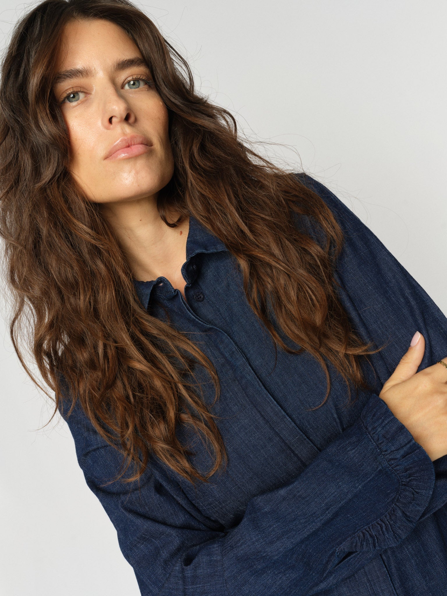 Modelshot / Dark Blue / Detail